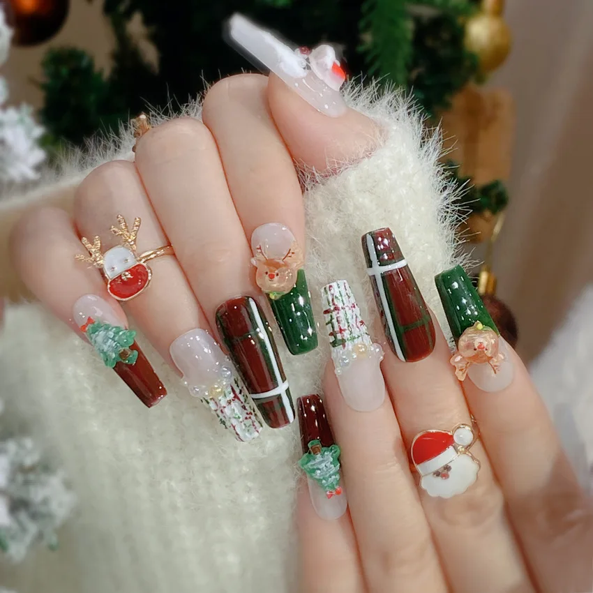 Rein handbemalte Weihnachtskleidungsnägel, neuer Weihnachtsmann, falsche Nagelflicken, 10 Stück