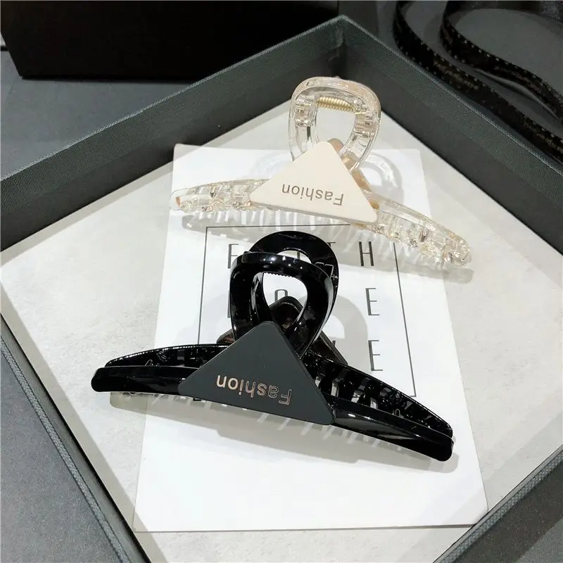 

Новые треугольные заколки для волос - прозрачные и черные акриловые большие заколки-крабы с надежной фиксацией, нескользящие зажимы для волос для женщин