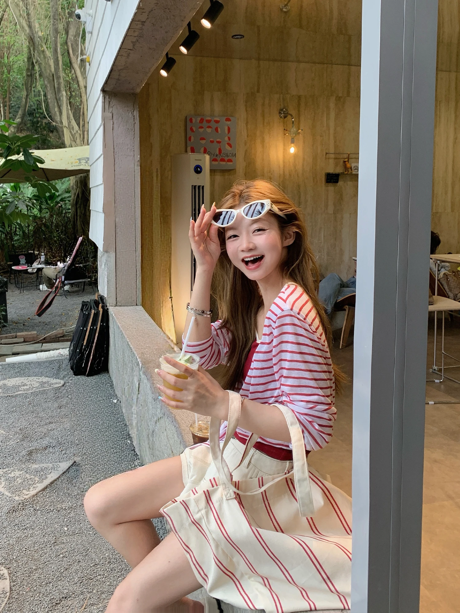 

Fashionable Striped Lightweight Oxygen Spring Summer Women's Set Hang Neck Cover up Vest Casual Loose Fit Tunic Top