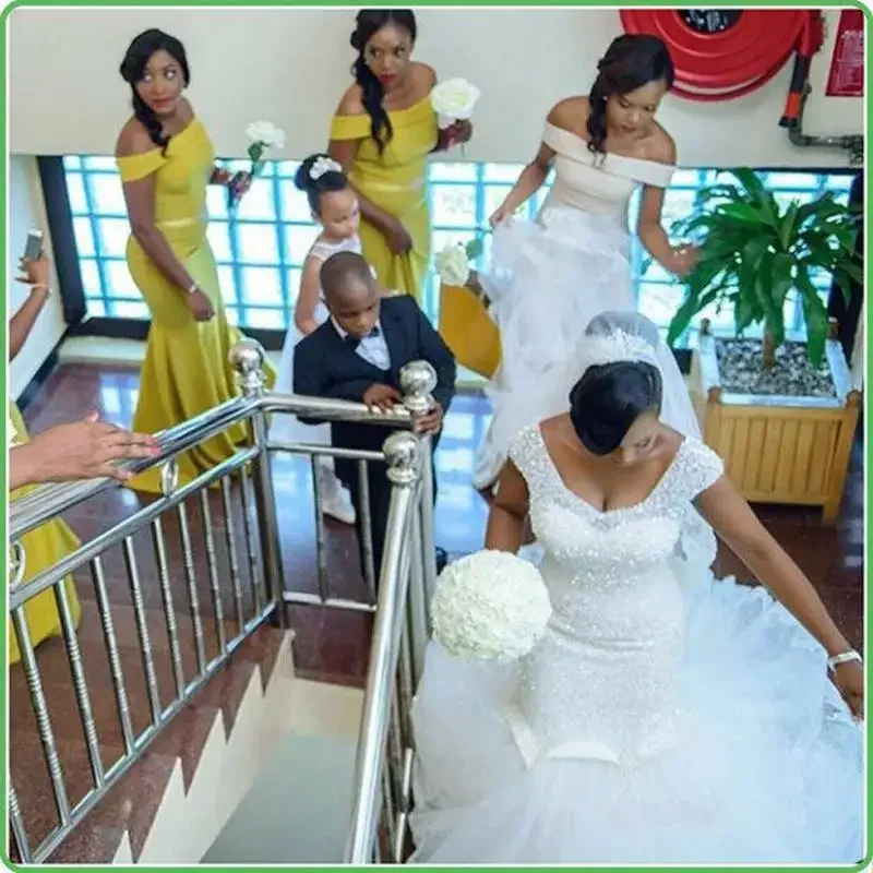 맞춤형 반짝이는 캡 슬리브 비즈 장식 웨딩 드레스 플러스 사이즈 실제 사진 신부 드레스