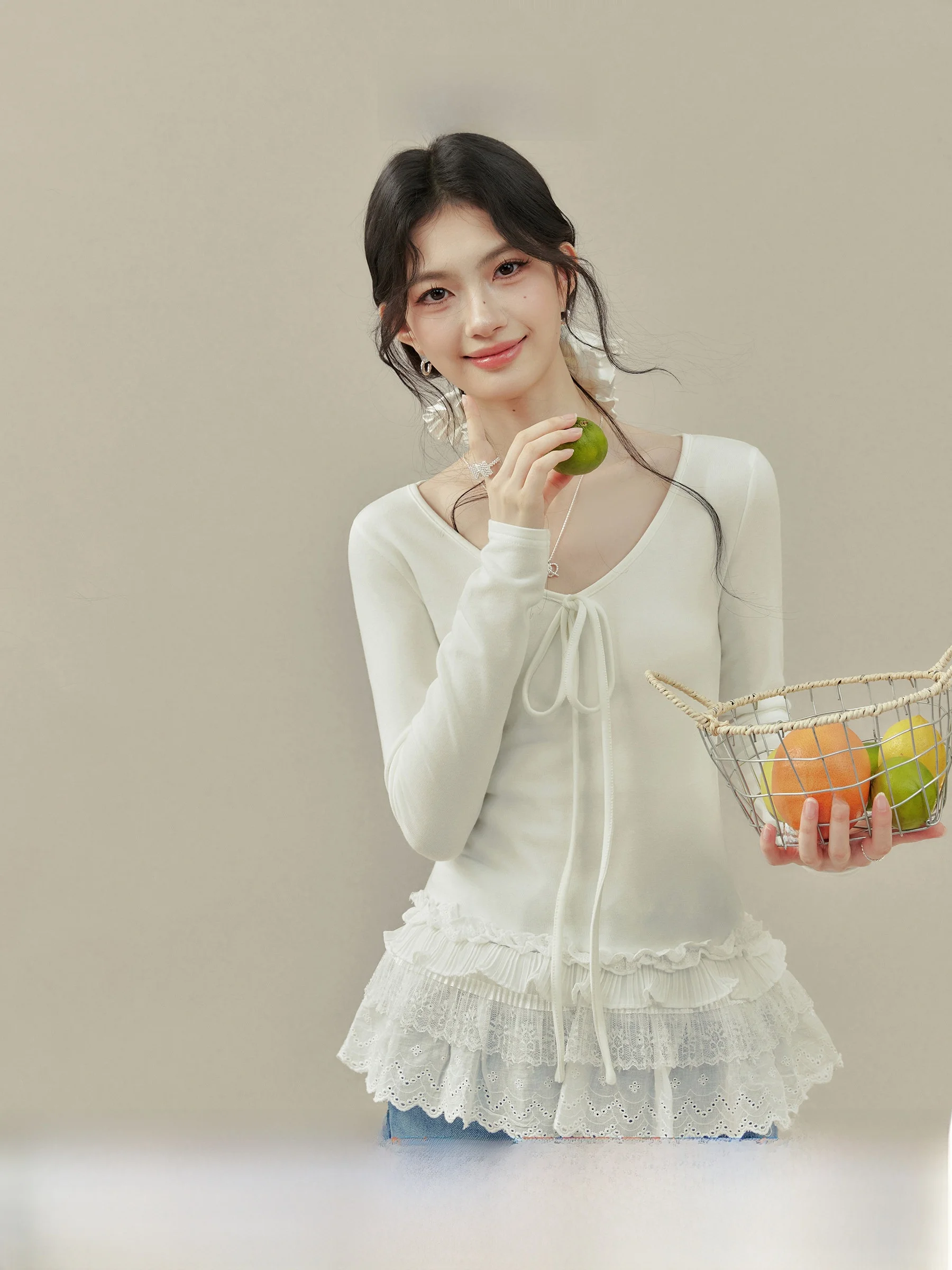 

Cloud Feather Soft Shirt Lace Tie Waist Slim Fit Long Sleeve V-neck T-shirt Casual Style Women's Early Spring Fashionable Top