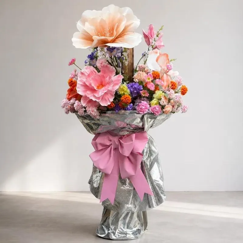 Customized Giant Artificial Bouquet Vertical Floral Ornament for Opening Events Store Decoration Factory Supply