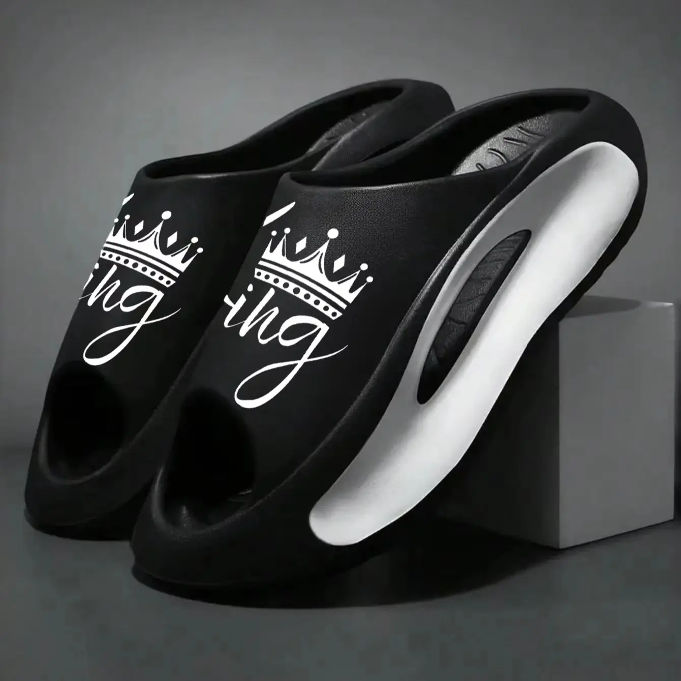 Summer Casual Innovative Design King Unisex Slippers Eva Soft Sole Lightweight Home Slippers High-Quality Exclusive Brand Slippers