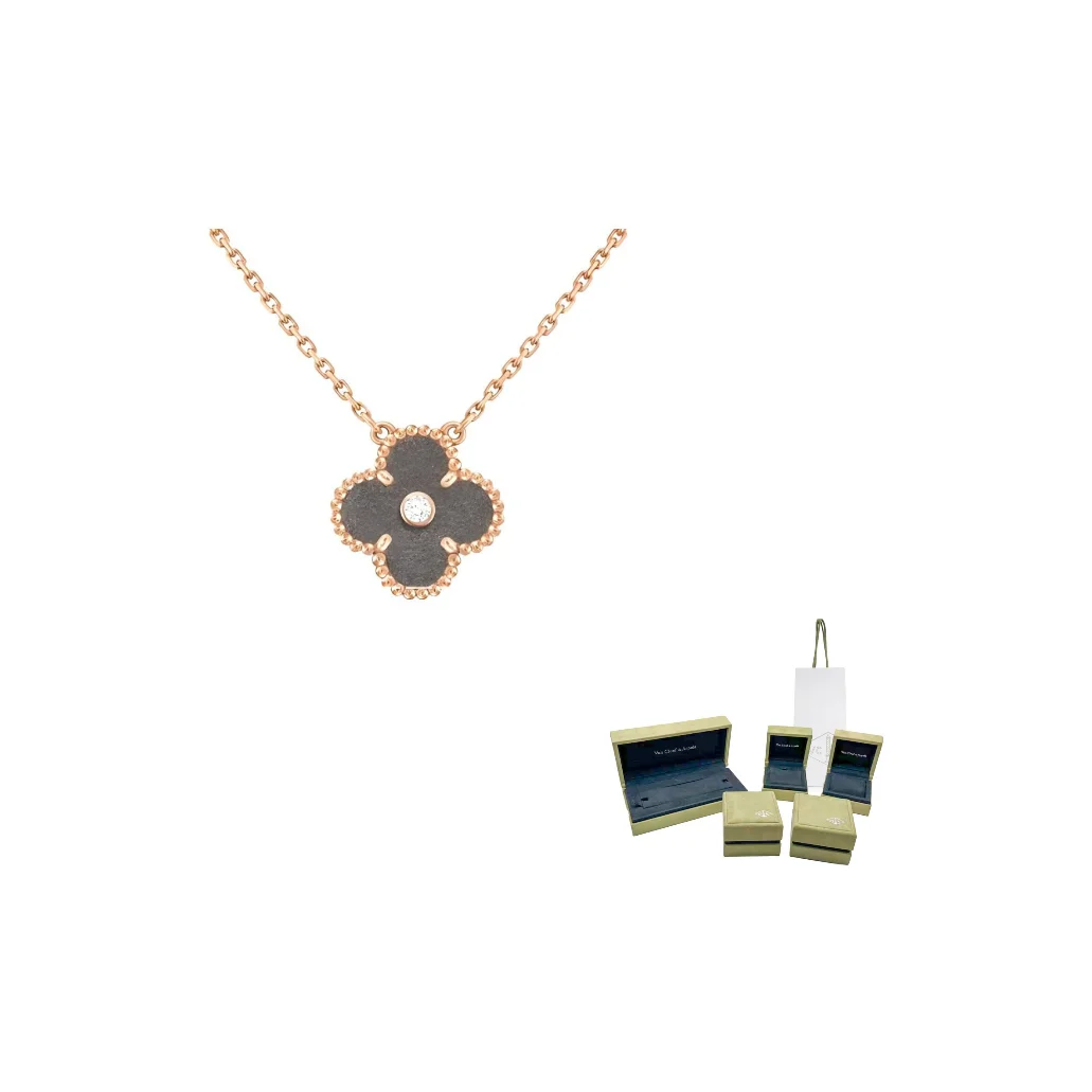 Van Cleef & Arpels Alhambra Necklaces Unisex Rose Gold VCARP9T000