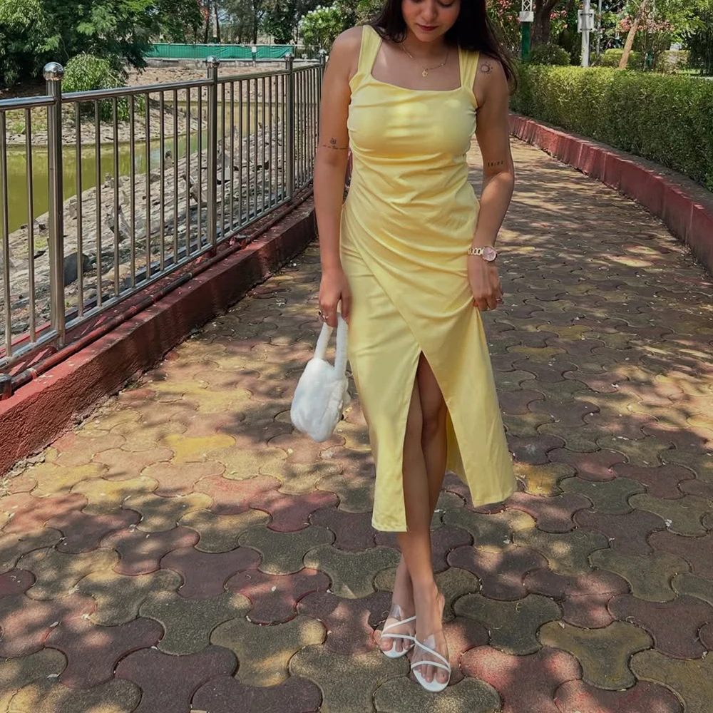 

Yellow Evening Dresses Square Collar Sleeveless Simple Style Prom Gown Front Split Tea Length Red Carpet Event Party Robes