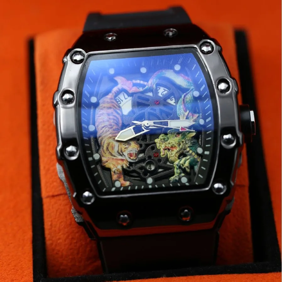 Reloj deportivo para hombre, cronógrafo con correa de goma, resistente al agua, diseño de dragón y Tigre, L124