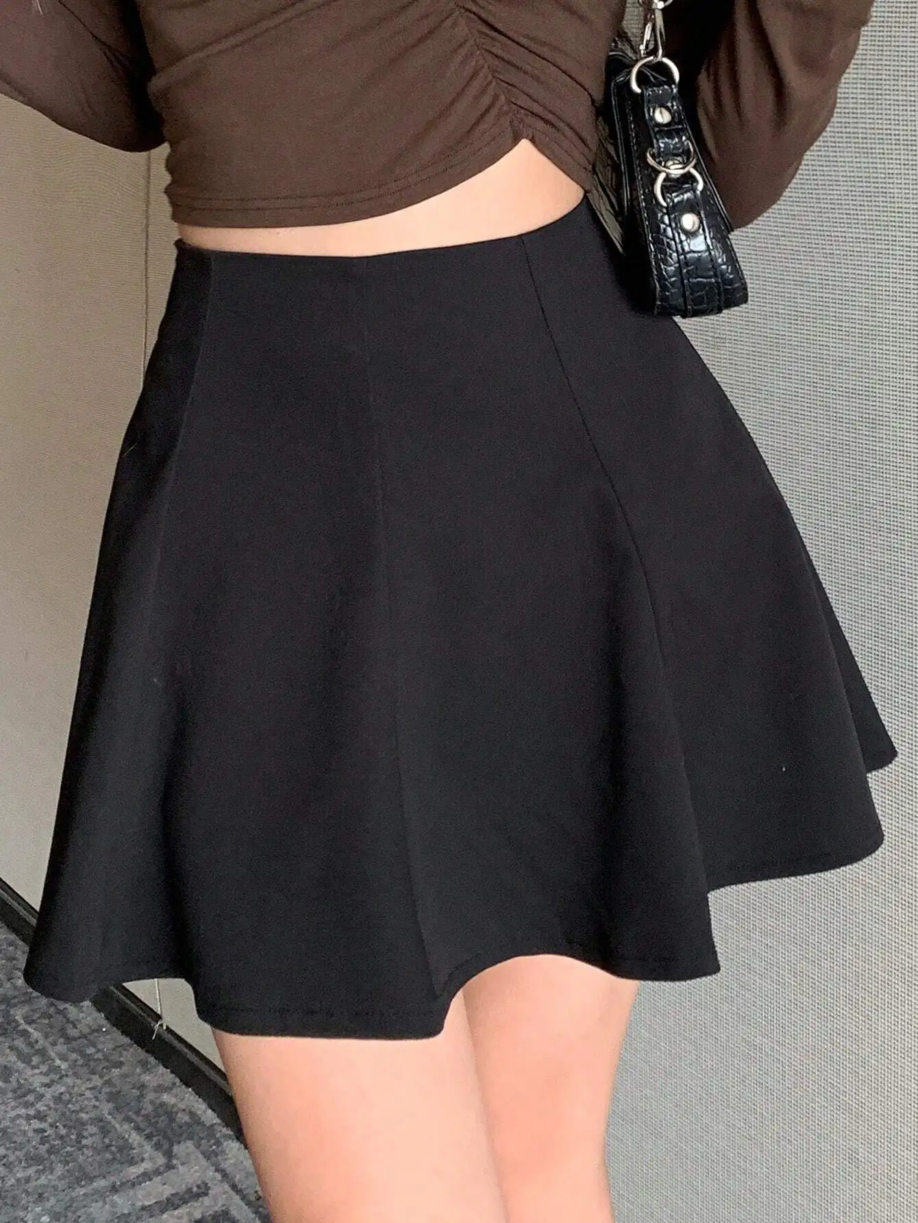 

Solid High Waist Flare Mini Skirt for Women, A-Line Fit, Black