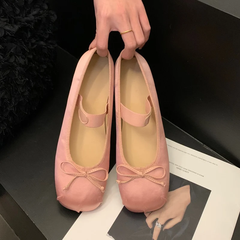 2023Luxury Satin Silk Ballet Shoes Woman Classic Square Toe Bowtie Elastic Band Ballerina Flats Ladies Soft Loafers