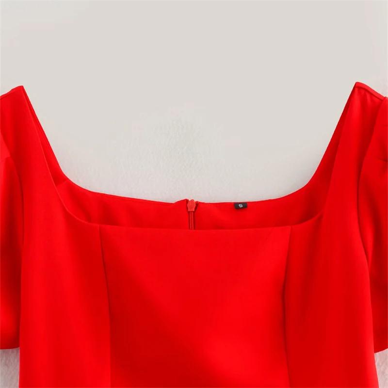 KEYANKETIAN 夏の新しい女性の赤いスクエアネックバブル半袖ミニふわふわスカートスリムフィット痩身ドレス