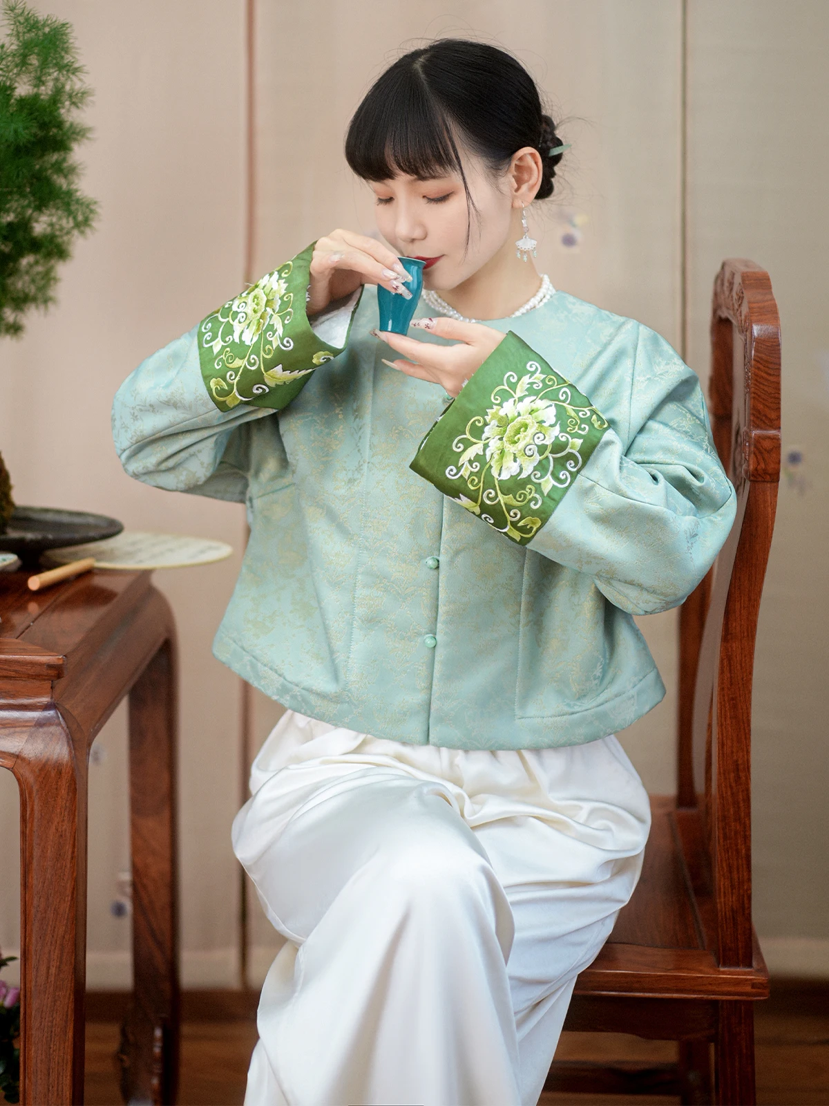 

Qingyue Evening Snow Su Вышивка Long Sve Thiened Silk ort Jaet Женская осенне-зимняя новинка Sle Традиционные китайские...