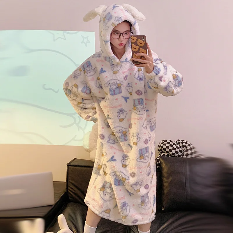 

Women Plush Robe Autumn Winter Kuromi New Coral Velvet Cinnamoroll Sanrioed Flannel Warm Girls Homewear Long Length Nightgown