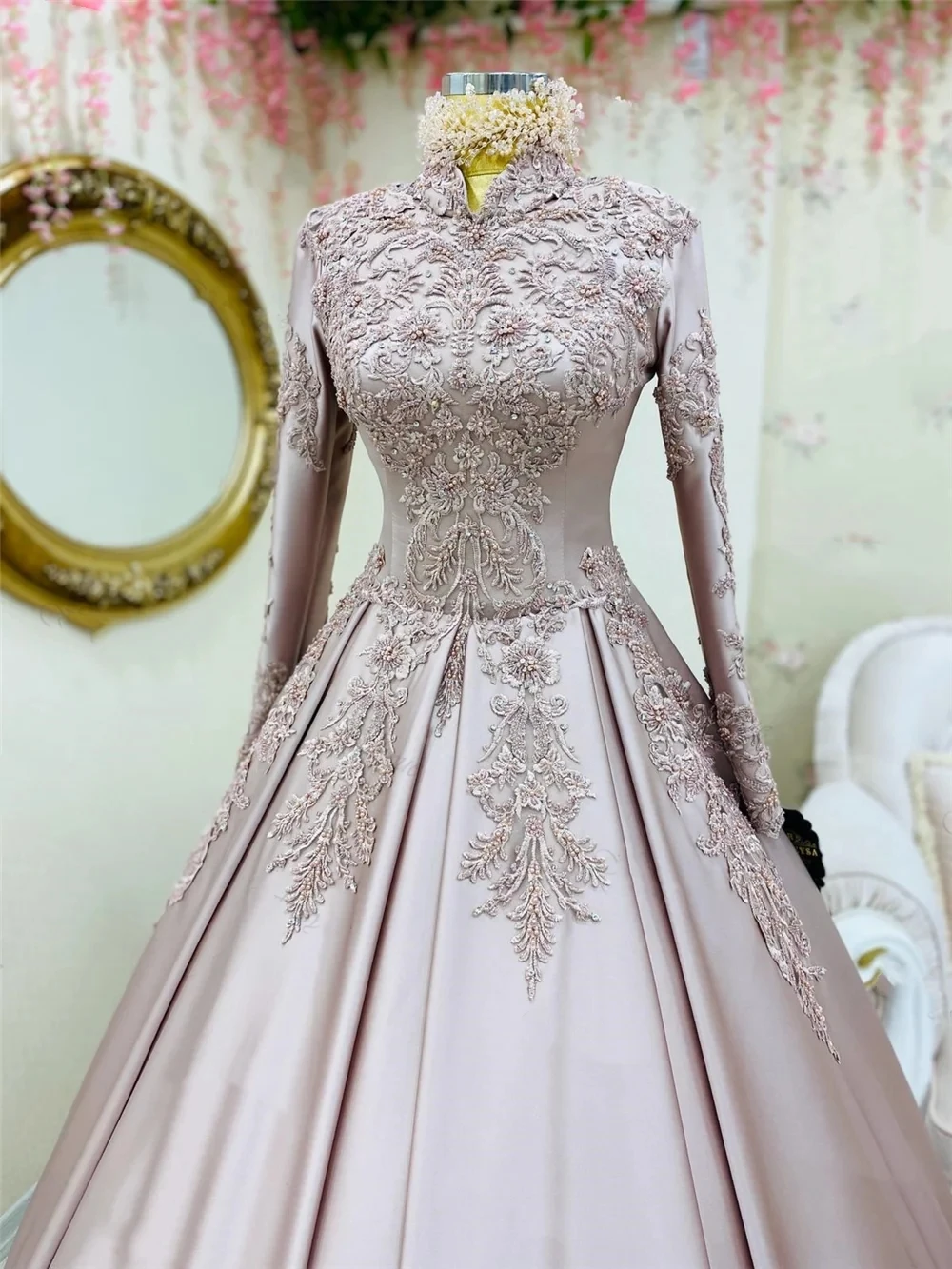 Pink Satin Muslim Evening Dresses For Women High Neck Dubai Arabic Lace Applique Long Sleeves Outfit Formal Wedding Party Gowns