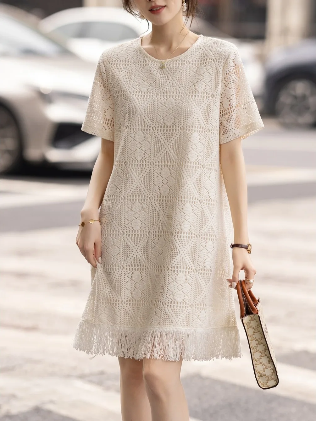 ผู้หญิงLace Hollow Out Drฤดูร้อน 2025 Faionพู่Slimming BellyครอบคลุมMidiกระโปรงตัดตรงOr Sve