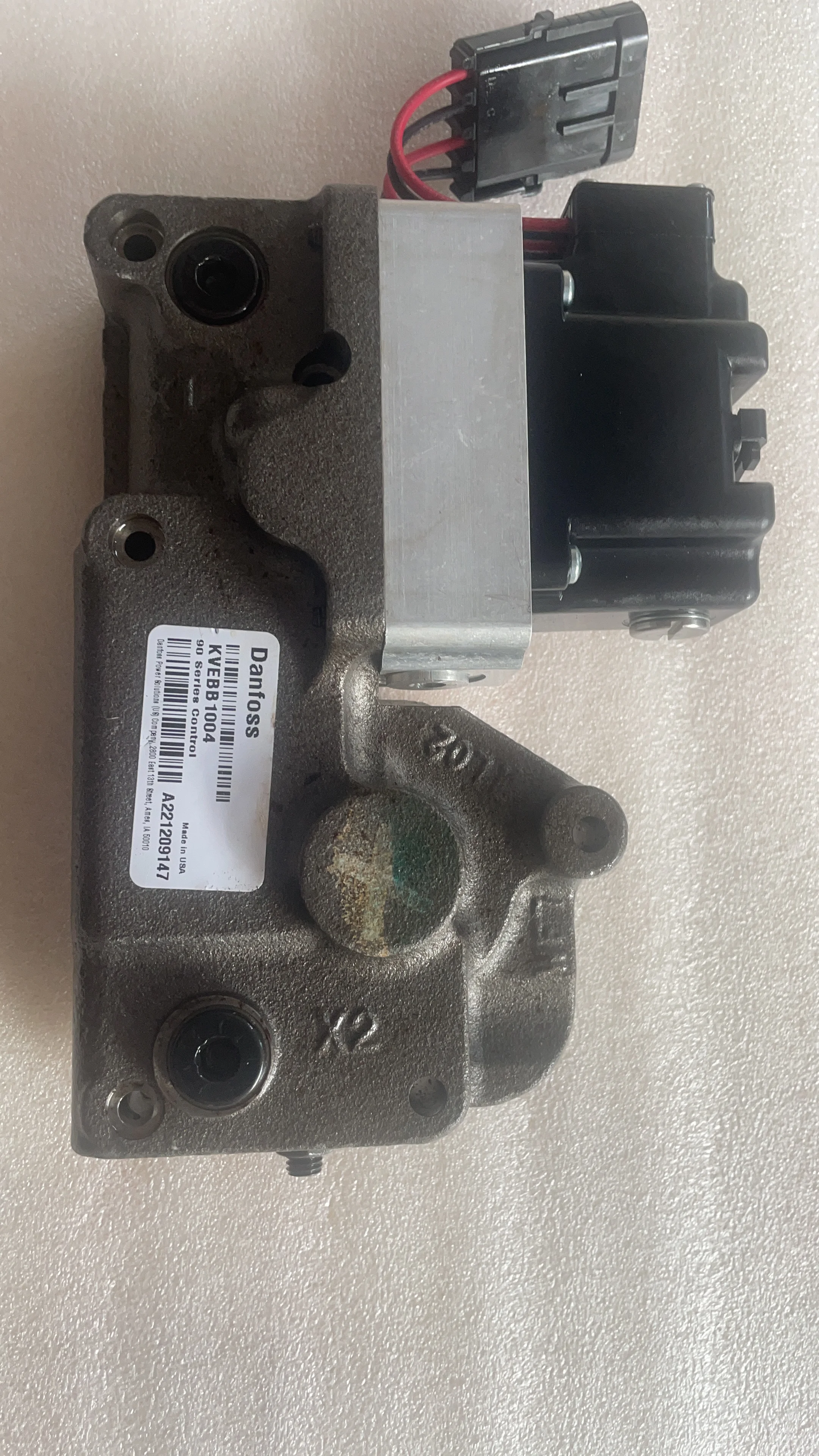 MCV MCV116 Series Hydraulic Control Valve MCV116 MCV116A3204 MCV116A3501 MCV116G4204 MCV116G4201