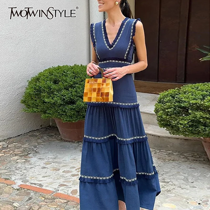 

TWOTWINSTYLE Colorblock Patchwork Tassel Dress For Women V Neck Sleeveless High Waist Slimming Elegant Dresses Female Fashion