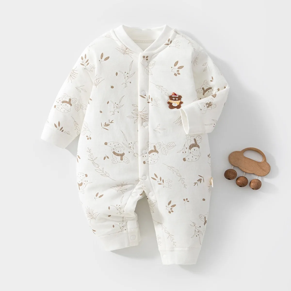 40G Soft Quilted Baby Romper Fall Winter Warm Padded Onesie Front Snaps Newborn Infant Sleepwear 0-18M Unisex with Cartoon Patch