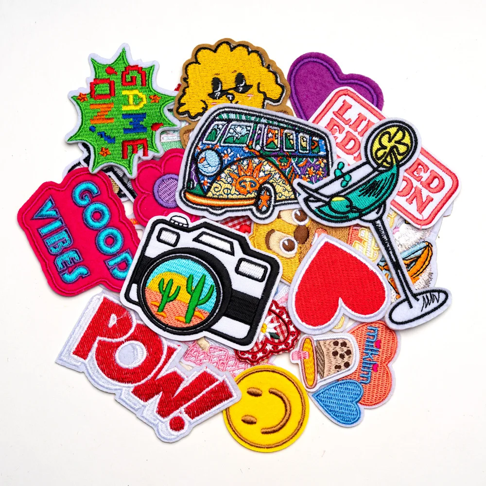 

Cute Small Embroidery Patch DIY T-shirt Backpack Craft Iron on Applique Sticker Sewing Decor Repair Accessories Bag Hat Jeans
