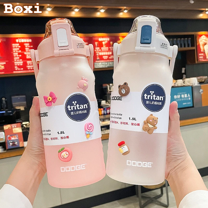 

1500/2000ml Large Capacity Tritan Water Bottle With Time Marker Leak-Proof BPA Frosted Gradient Color Girls Sports Drinking Cup