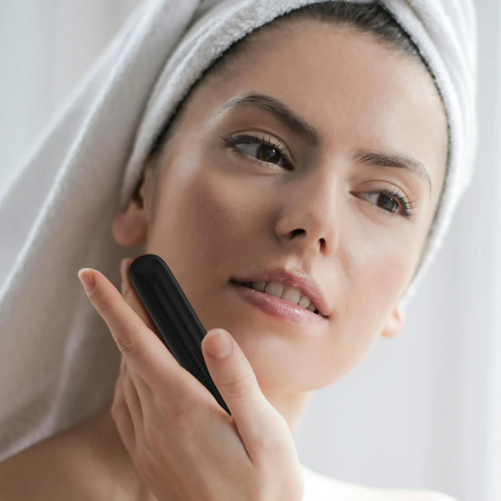 흑요석 수동 마사지 스틱 광택 표면 괄사 도구 몸 얼굴 근육 마사지 스트레스 해소 컴팩트 여행용 사이즈