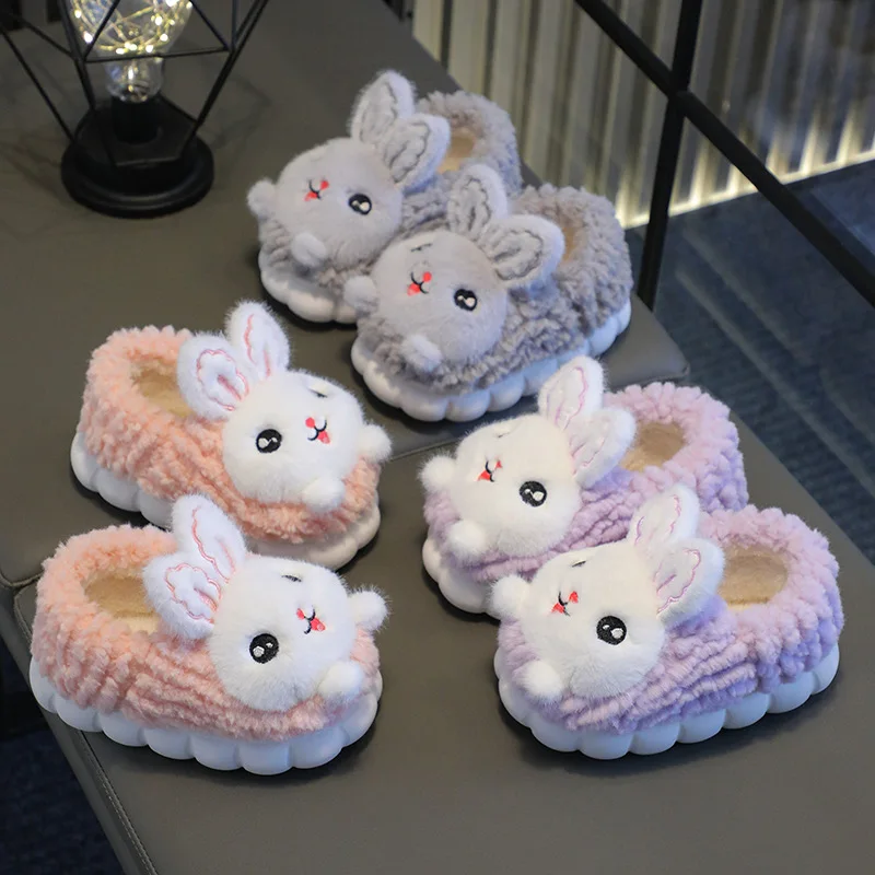 

Модная обувь для девочек, новинка 2024, зимние детские тапочки, удобные домашние хлопковые тапочки на мягкой подошве для мальчиков, нескользящая хлопковая обувь для девочек