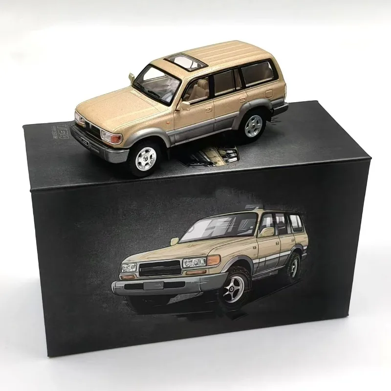 

Simulated Alloy Car Model New Static Collection Ornaments New Simulated Car Model with Packaging