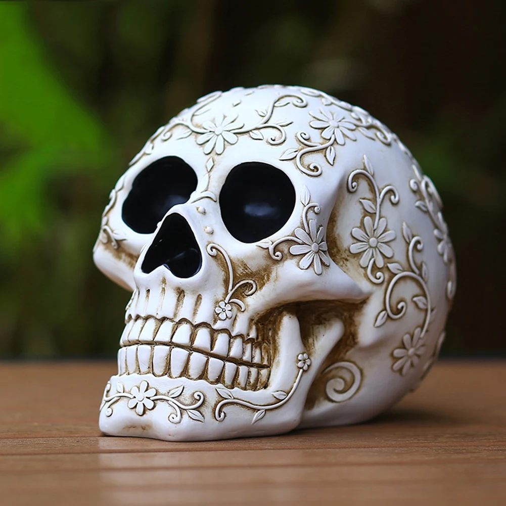 Resin 3D Skull Statues Lightweight Creepy Skull Decoration For Themed Party Decoration