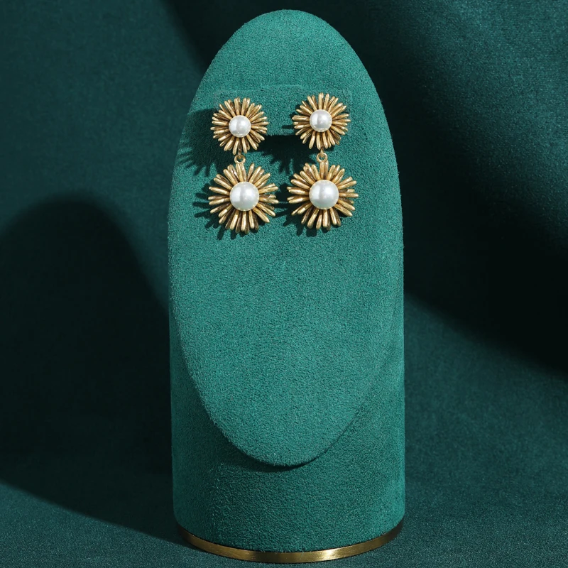Boucles d'oreilles pendantes v - Vintage Fashion Jewelry Brands avis et prix