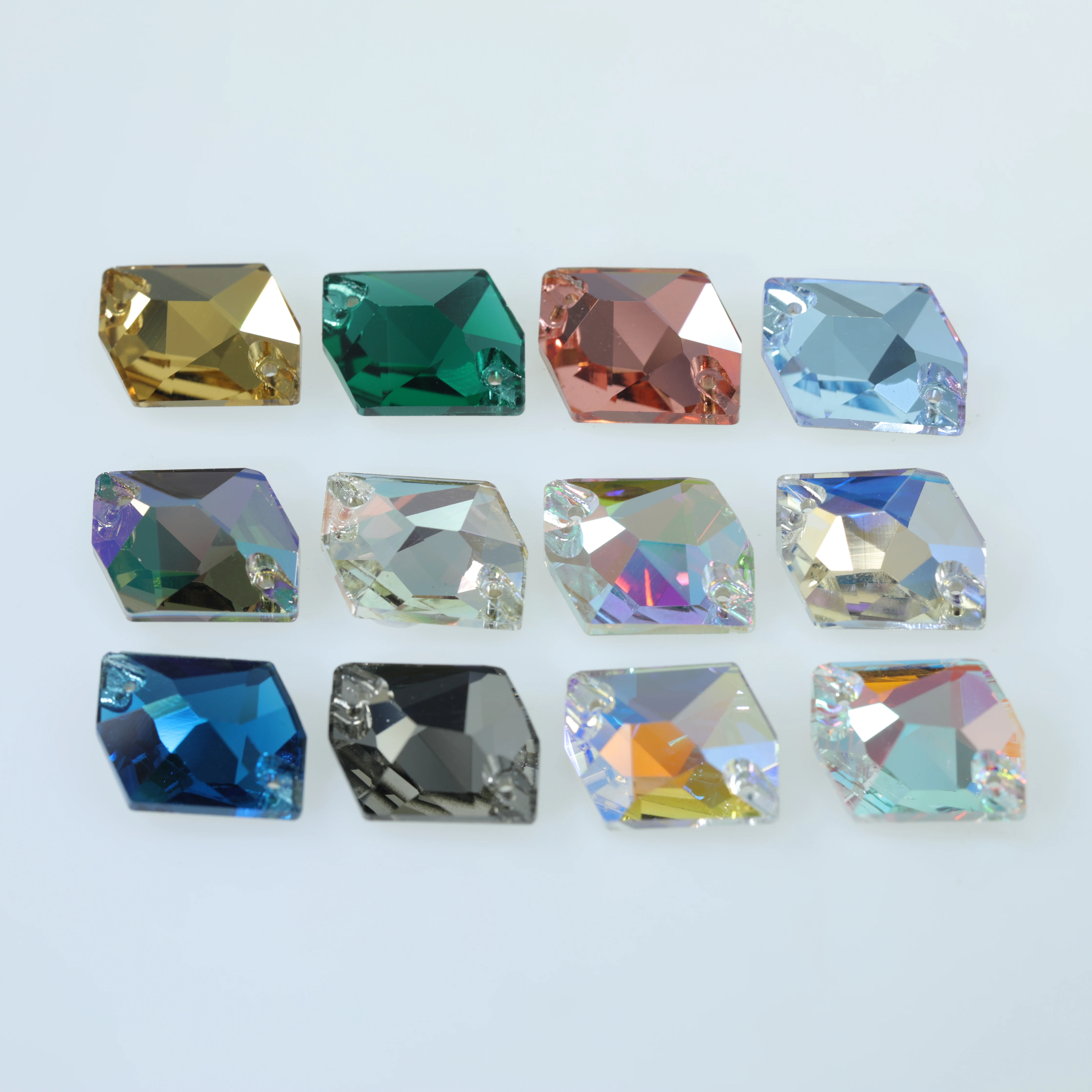 Cosmic Aufnähsteine in Normalfarben, Verschiedene Farben Hochwertiger K9-Glasrhinestones mit Flacher Rückseite zum Nähen, Glasnähsteine – Detail 2