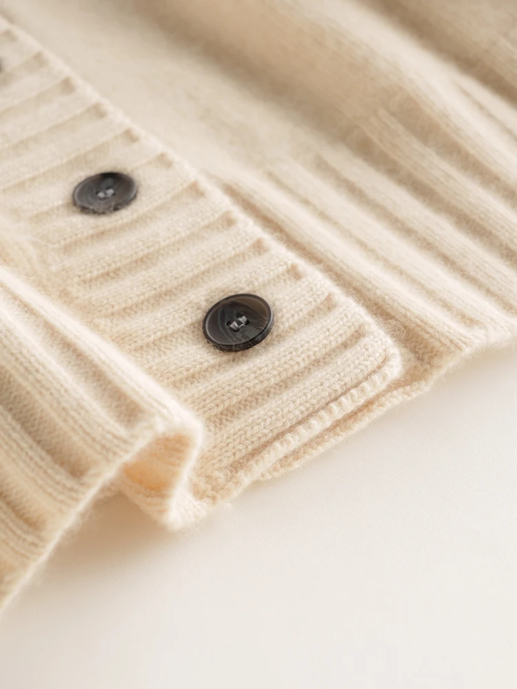 

Распродано. Кашемировый свитер с V-образным вырезом и пуговицами, кардиган в повседневном стиле, свободный крой, осенне-зимний, толстый, мягкий.