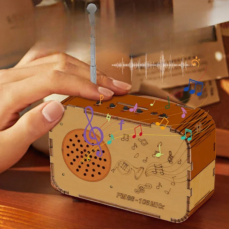 

Wooden Radio DIY Science and Technology Small Production Can Pick Up The News Songs Educational Toys 6-12