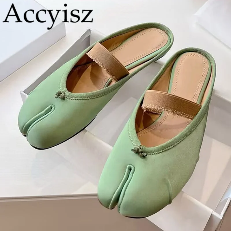 

Flat Bottomed Split Toe Slippers Women Elastic Bands Solid Color Flat Shoes Lazy Mules Spring Autumn Vacation Versatile Shoes