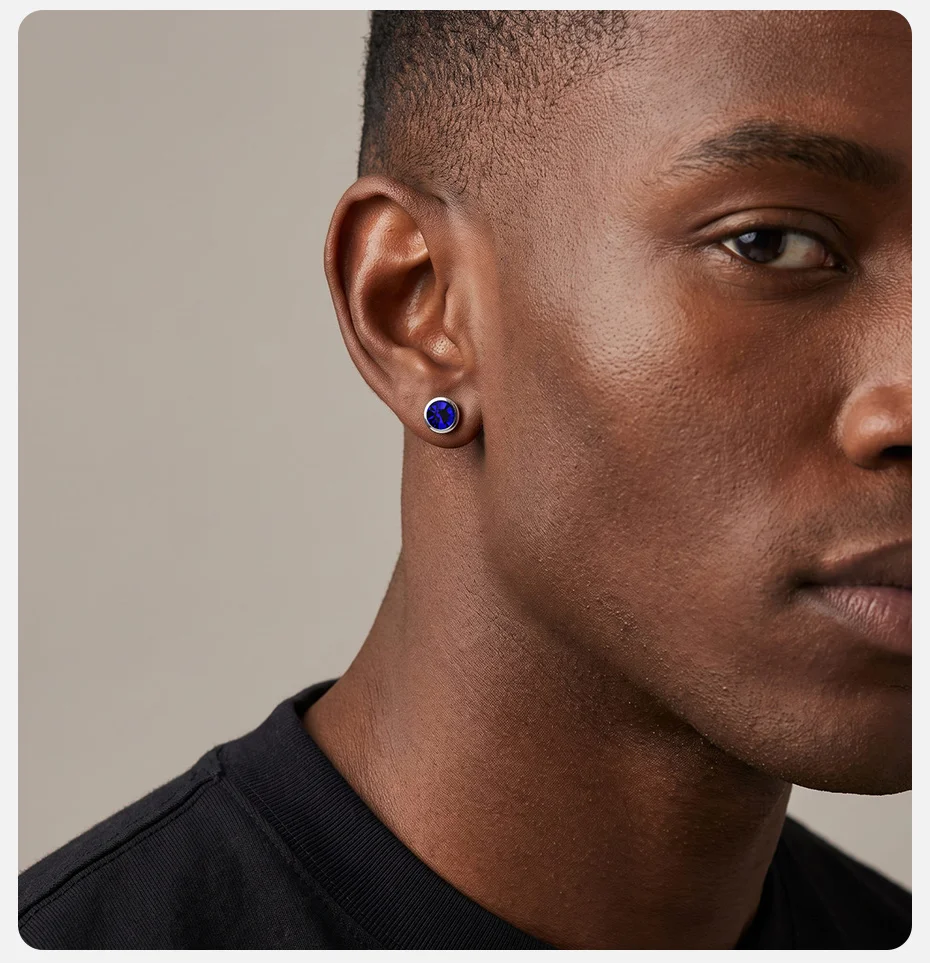 Vnox Herren-Ohrstecker mit rundem Zirkonia-Einsatz, 8 mm, aus Edelstahl, mit blauem, klarem Zirkonia, hypoallergener Piercingschmuck. – Detail 3