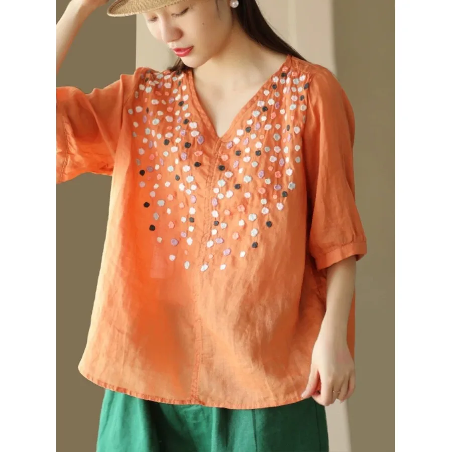 

High-End Women's Embroidered Cotton Linen V-Neck T-Shirt Spring Summer New Style Base Shirt Artistic Commute Style Regular Fit