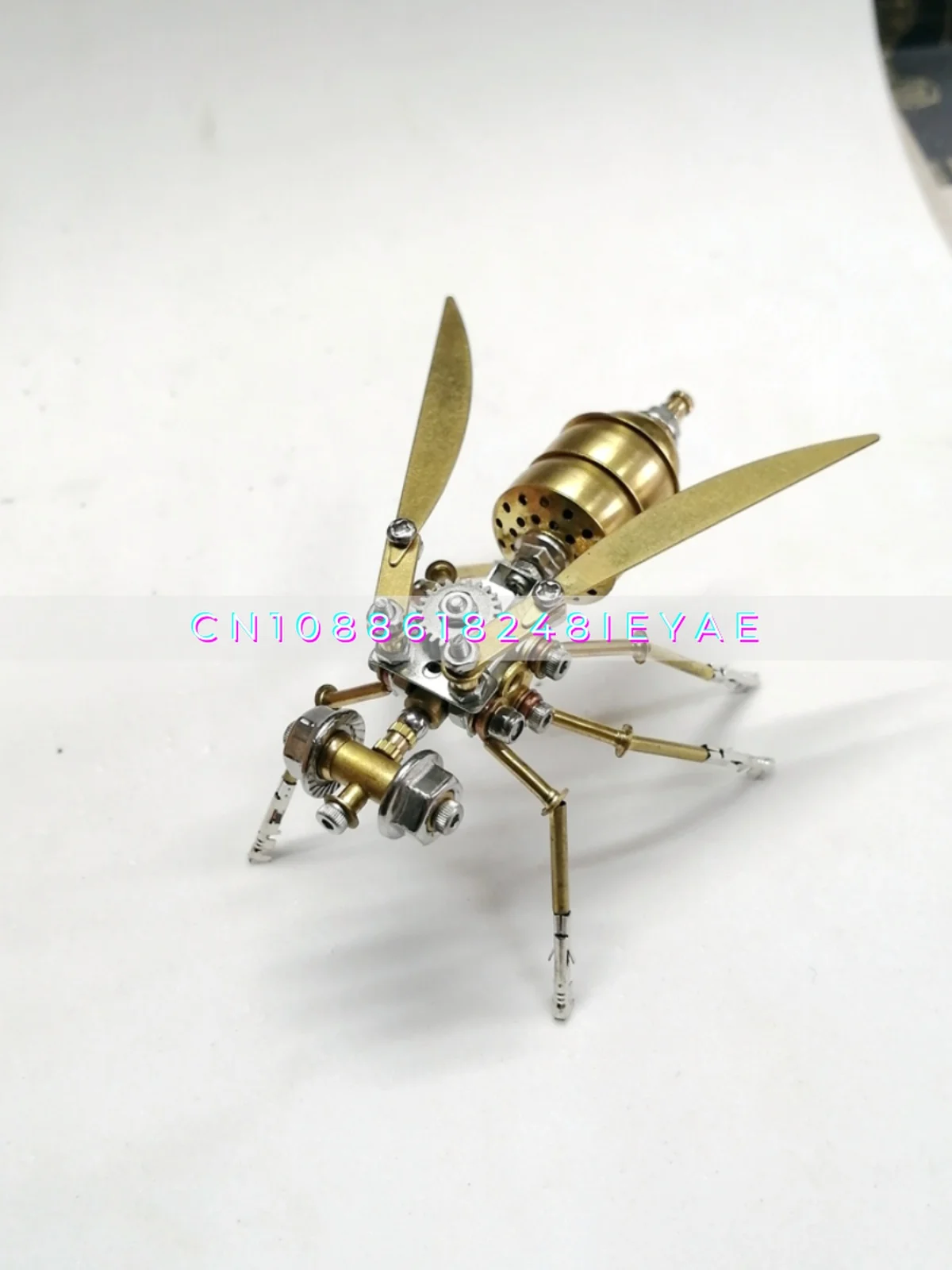 

Steampunk Mechanical Insect Little Wasp Metal Assembly Model DIY Hand Decompression Puzzle Toy