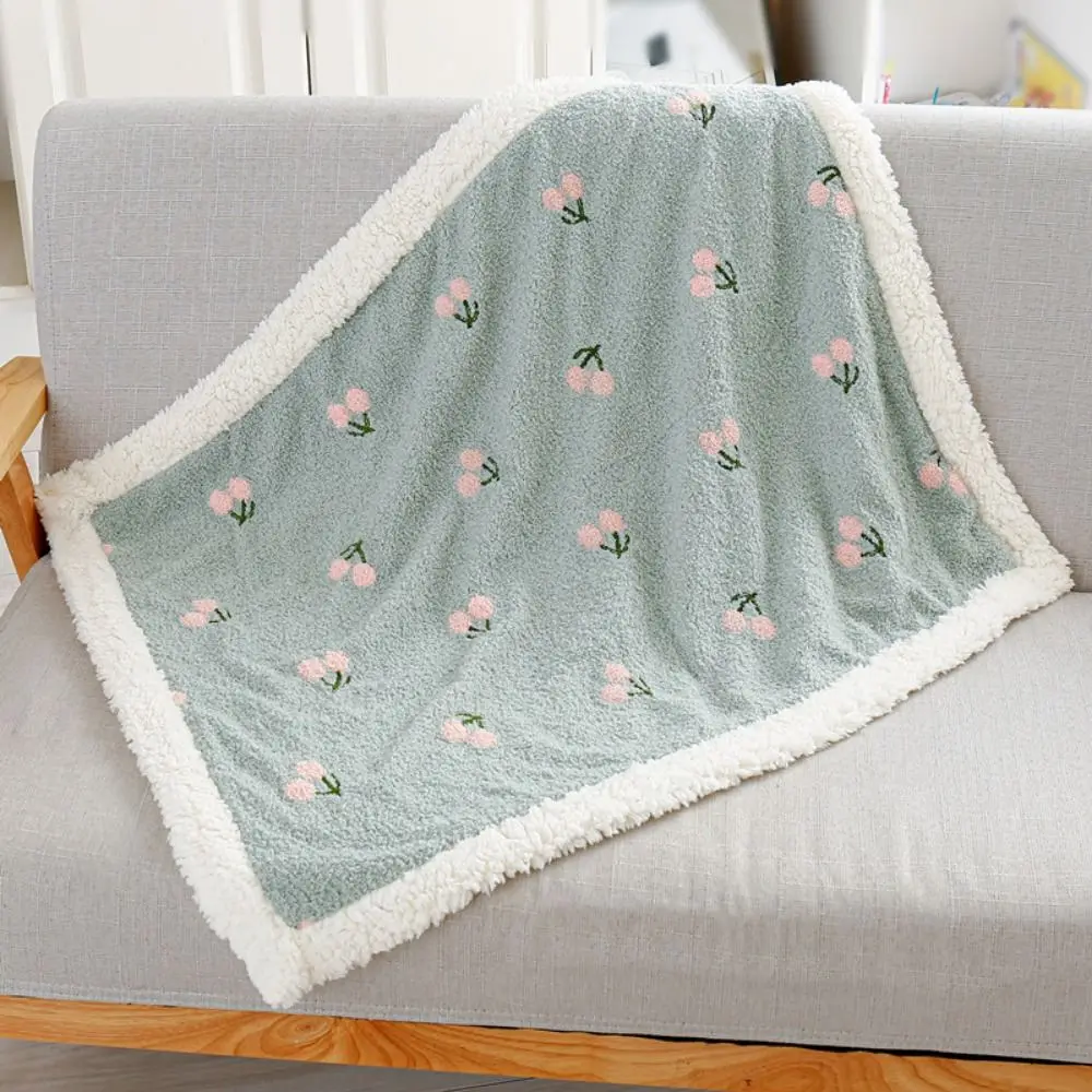 Practical Cherry Pattern Fluffy Pet Blanket Warm Comfortable Warm Cat Sleeping Mat Soft Velvet Puppy Kennels Bed Cover Winter