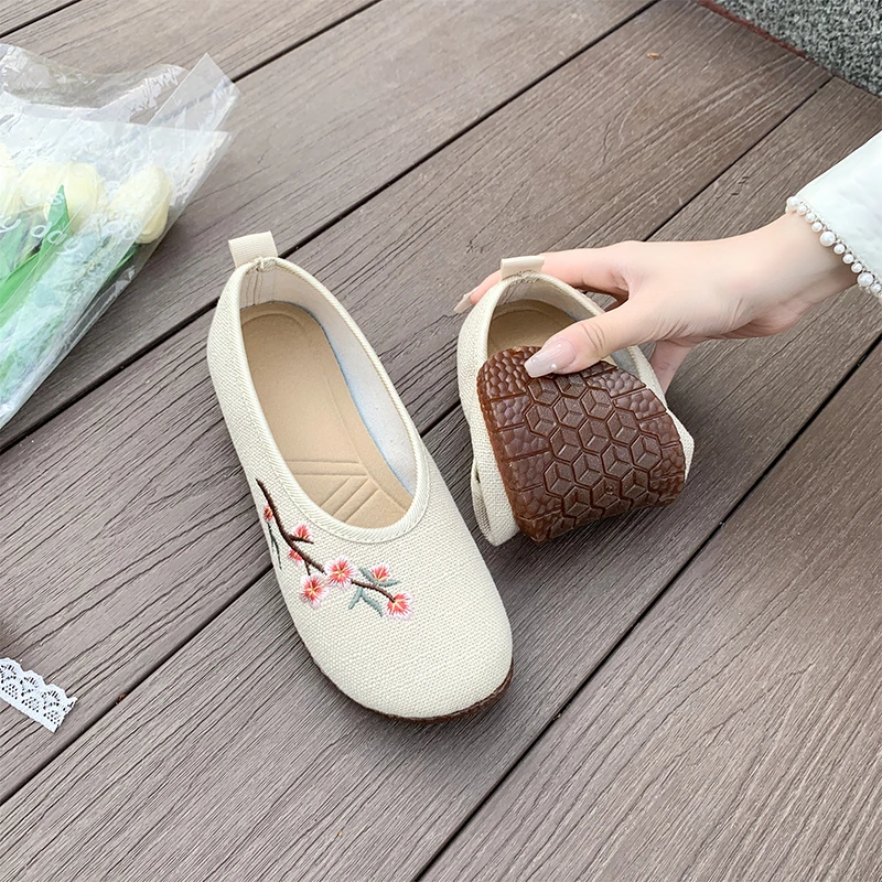 2024 New Chinese Style Printed Women\'s Flat Shoes Summer Comfortable Breathable Mom Shoes Women Outdoor Casual Walking Shoes