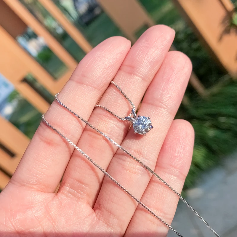 Thumbnail 2 - #7 Trending Moissanite Pendant Necklaces Right Now