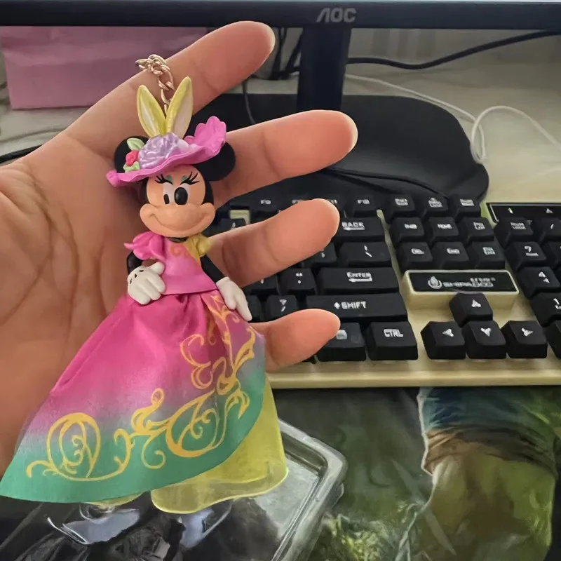 1PCS 11.5cm Exquisite workmanship  Disney Minnie dress ball style Japanese paradise collection ornament Pendant