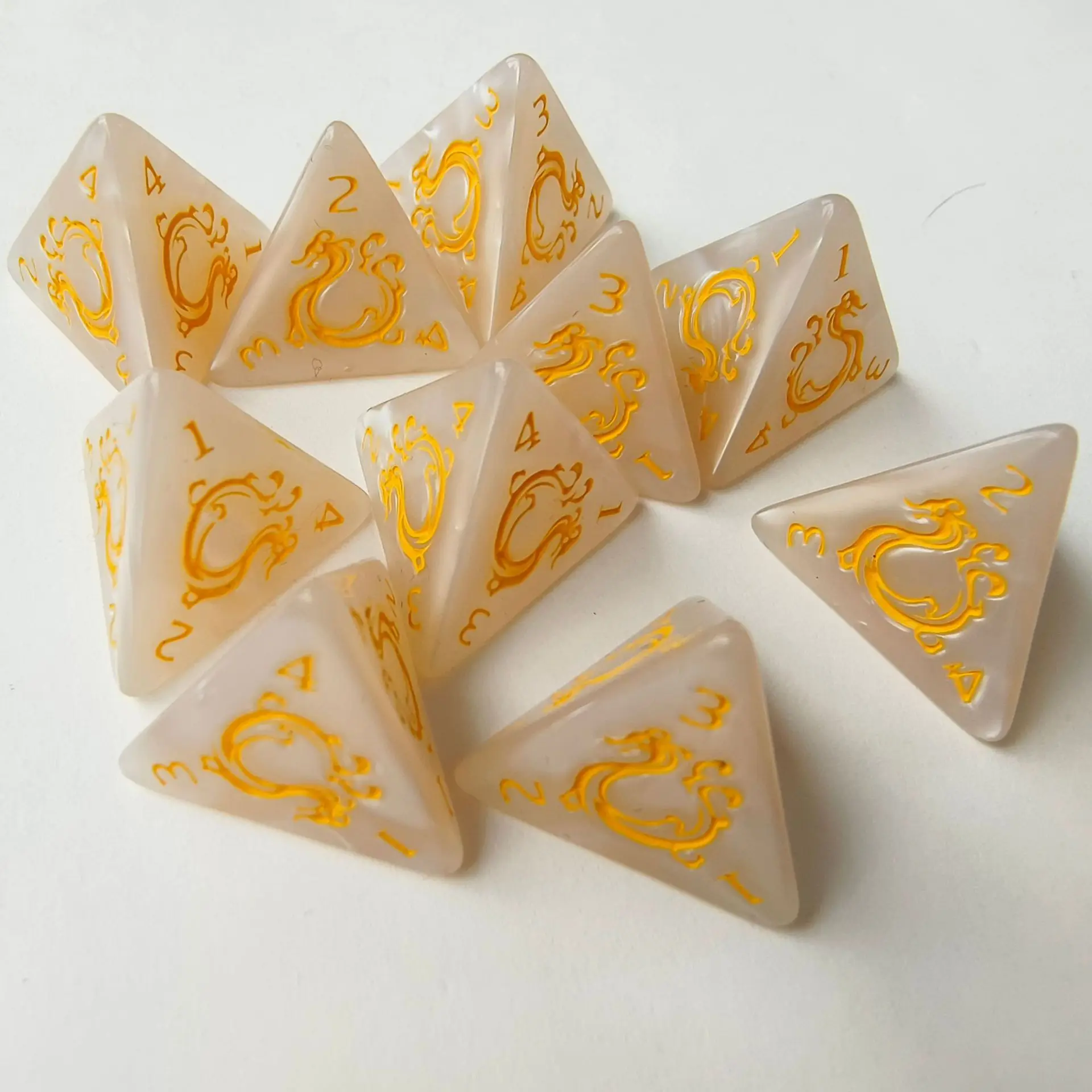 10 قطعة/الوحدة نرد متعدد السطوح 4 الوجهين D & D لعبة مجموعة نرد للعب الأدوار نادي الطرف DND TRPG الترفيه مجلس ألعاب الملحقات #6