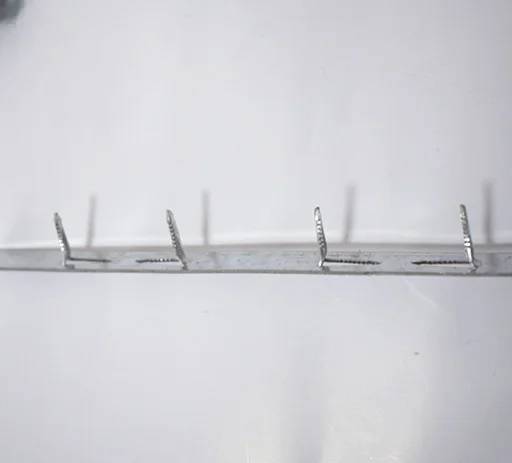 Venda por atacado de tiras de estofamento de metal de 27 polegadas para móveis