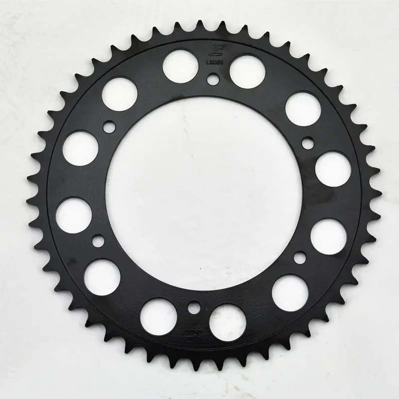 520 Motorcycle Rear Sprocket For Husqvarna 650 TR Terra Strada 2013-2014 Aprilia 125 ETX 1984 Tuareg 85-87 600 88-93 Pegaso