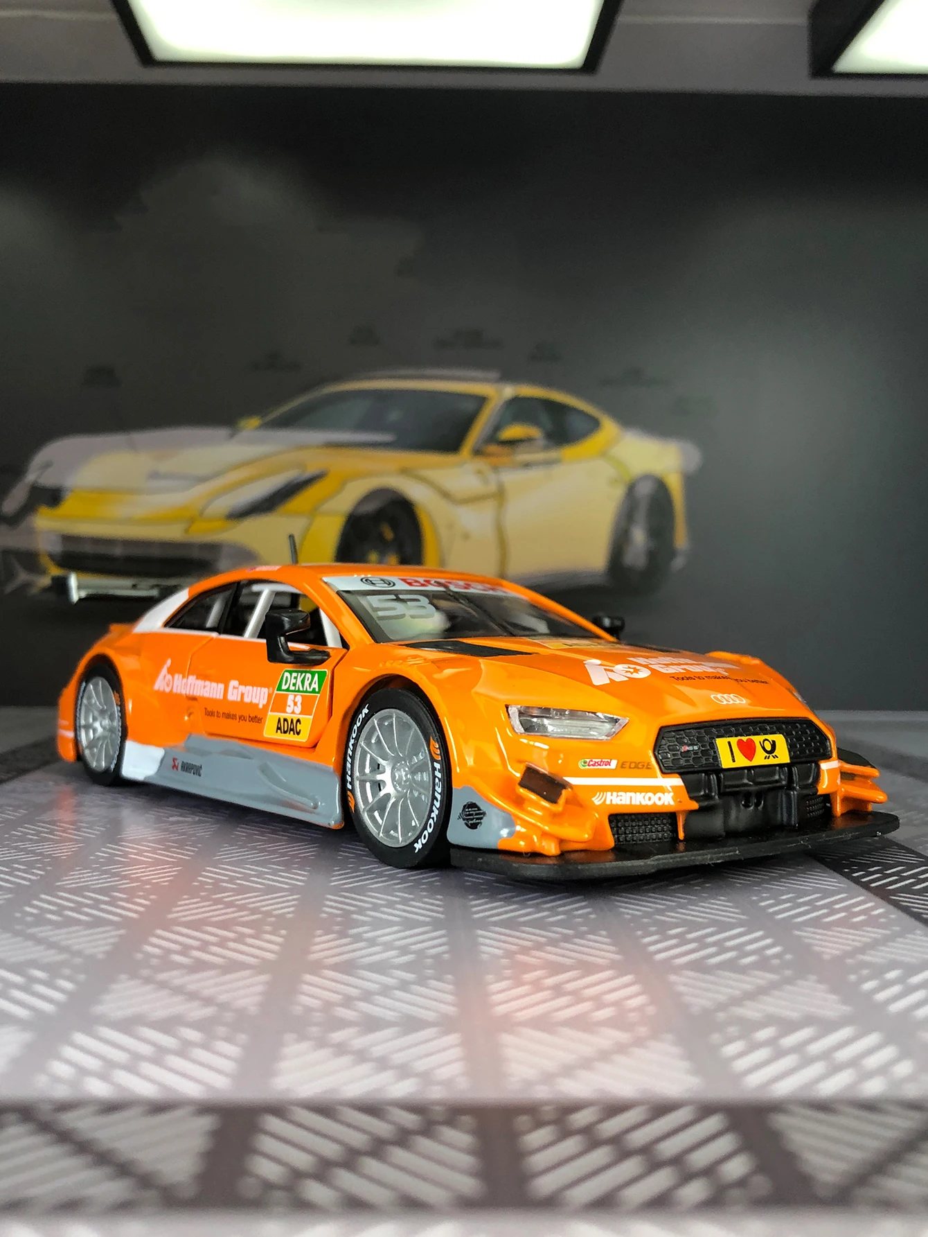 

CCA 1:32 simulation zinc alloy AUDI RS5 DTM model car, static ornament, metal collectible gift car