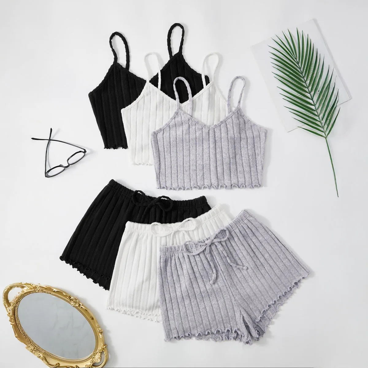 Comfortable Elastic Women's Sleepwear Set Short Strap Top And Shorts Four Seasons Universal Lightweight Mesh Fabric Home Clothes