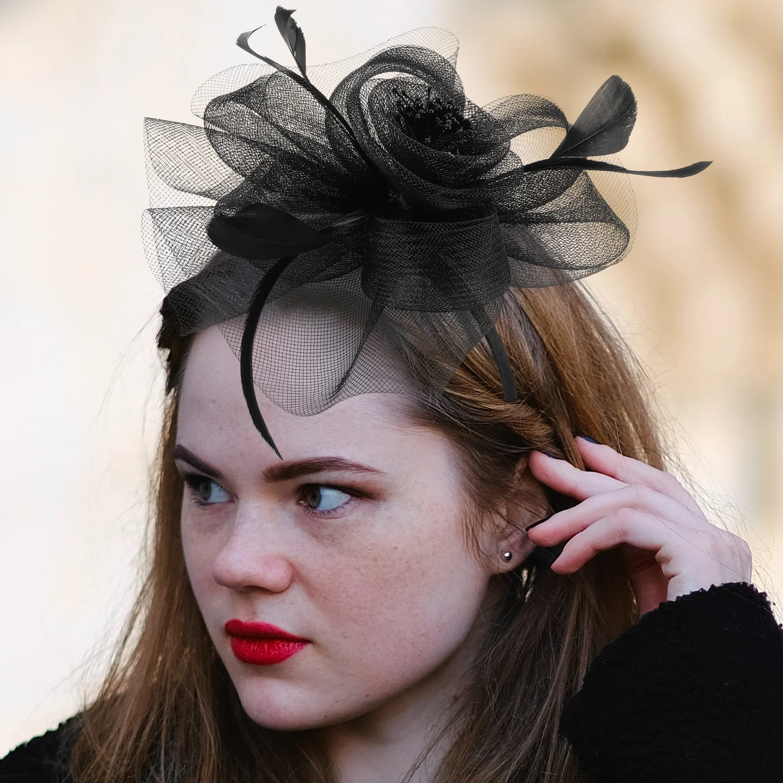 

Elegant Women Fascinator Headband Tea Party Wedding Hat Bridal Hair Accessory Net Veil Hairpiece For Banquet Anniversary