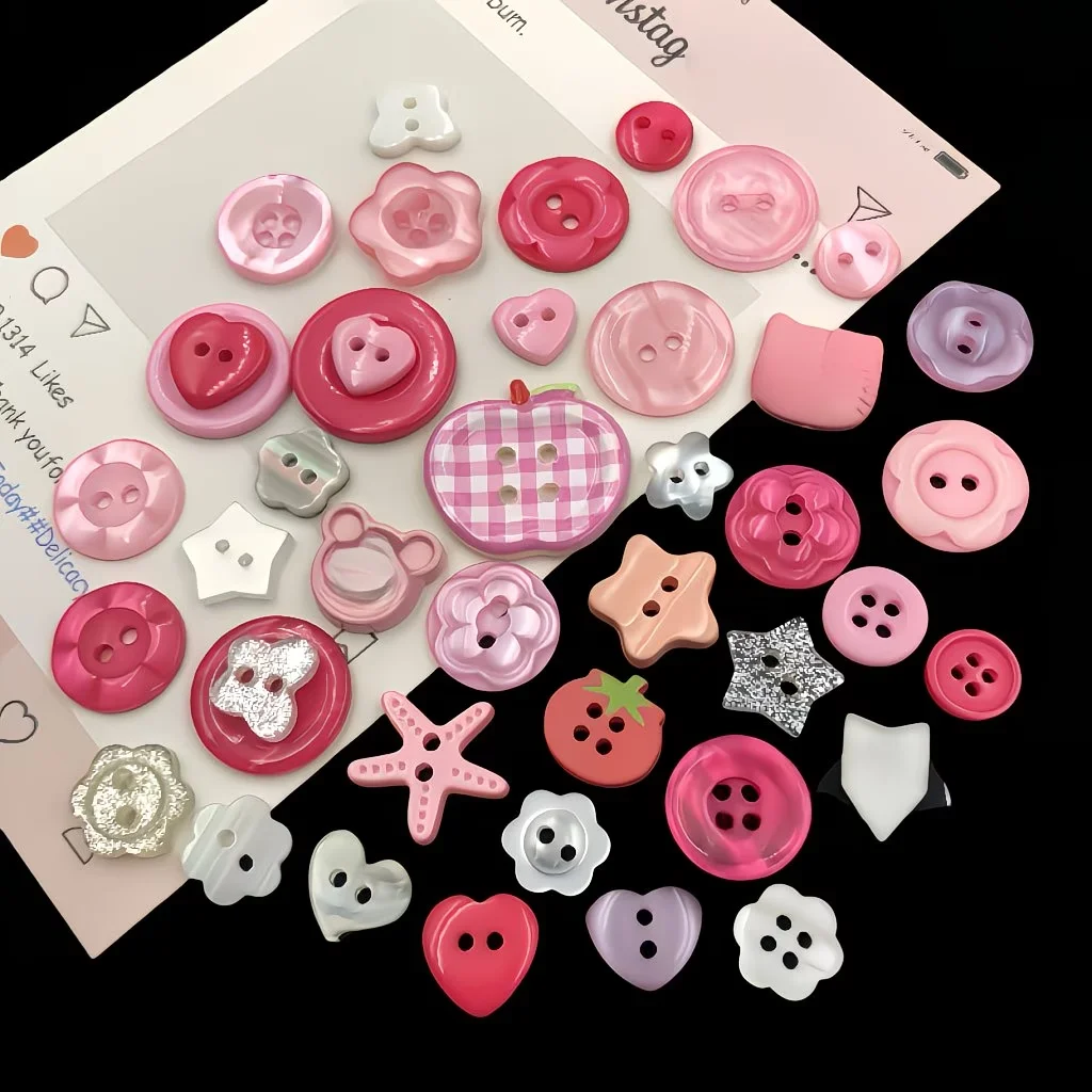 20 verschiedene Muster – Pink, kariertes Rosa, bunte Kunststoff-DIY-Knöpfe, geeignet für Scrapbooks, zur Dekoration von Kleidungsstücken. – Detail 5