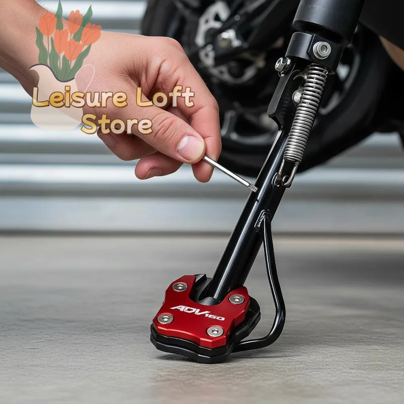 Motorcycle CNC Side Stand Modification Accessory Flat Design Stable Support for Off Road Dirt Bike Cruise Motorcycle