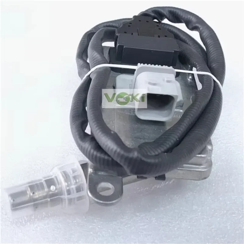 

Voki Engineering Machinery Engine Parts 24v Nitrogen Oxide Sensor CM2350 6008162620 SAA6D107-3A 600-816-2620