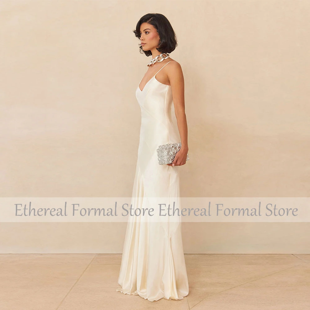 결혼식을위한 섹시한 아이보리 이브닝 드레스 V 넥 여성 이브닝 가운 민소매 바닥 길이 긴 간단한 공식 드레스 2025