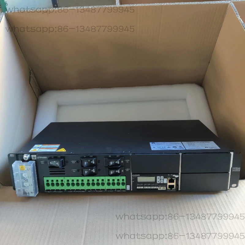 

Встроенный импульсный источник питания ETP4890-A2, полностью оборудованный на 90 А.