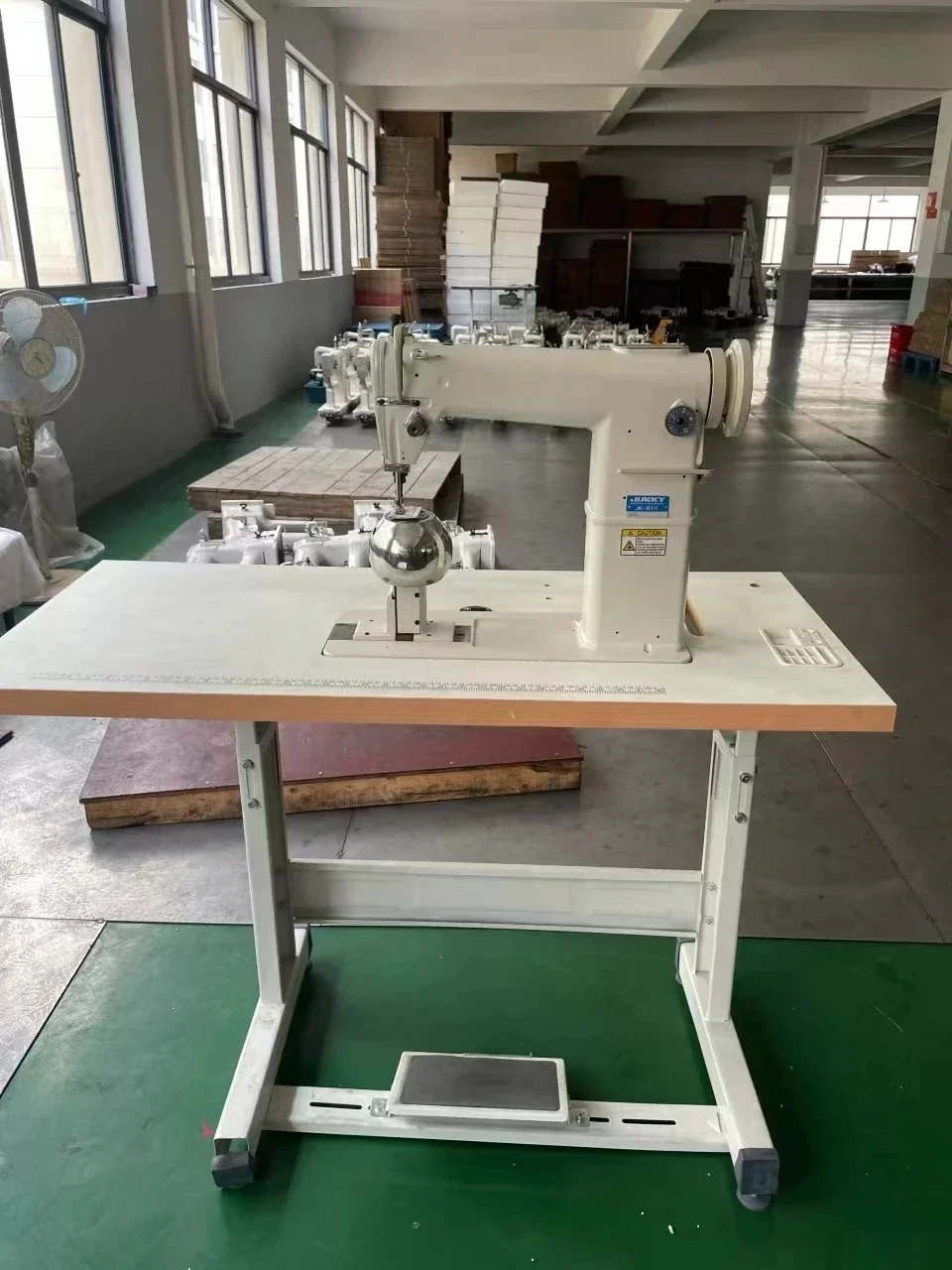 ماكينة خياطة صناعية واحدة ما بعد السرير من JUKKY JK-810 للخياطة الأوتوماتيكية وأحذية مارتن والأحذية الجلدية #5